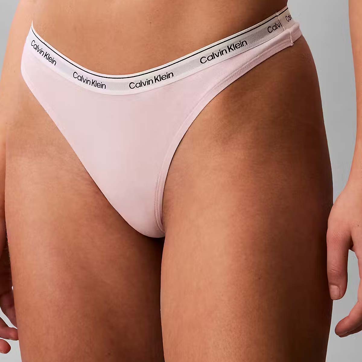 Calvin Klein Icon Logo g-streng, lyserød - 000QD5043E - 8Z6 - Cradle Pink