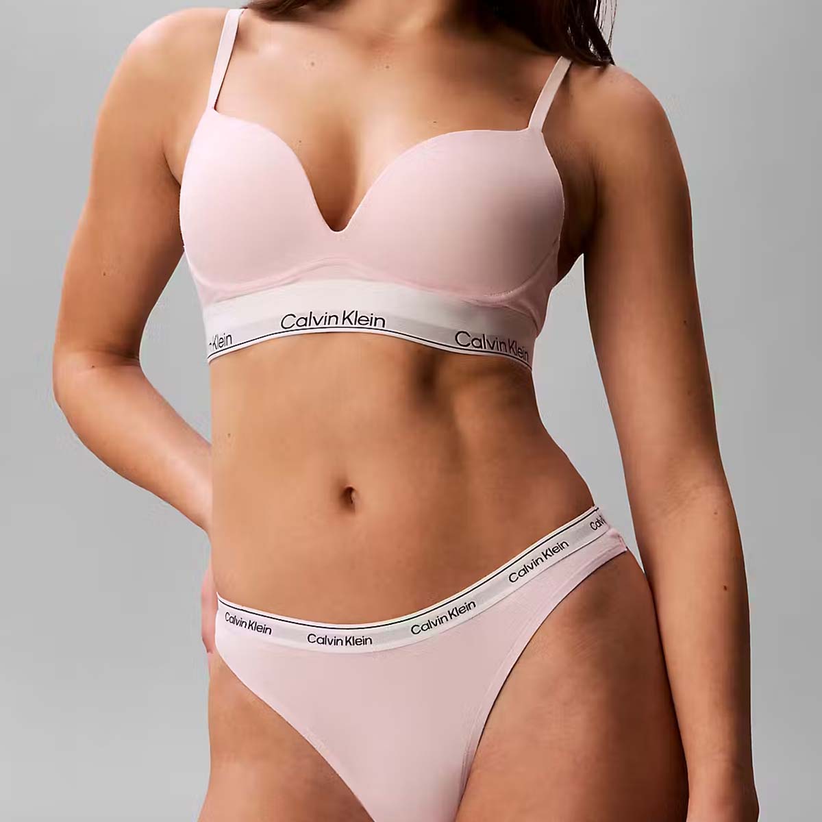 Calvin Klein Icon Logo g-streng, lyserød - 000QD5043E - 8Z6 - Cradle Pink