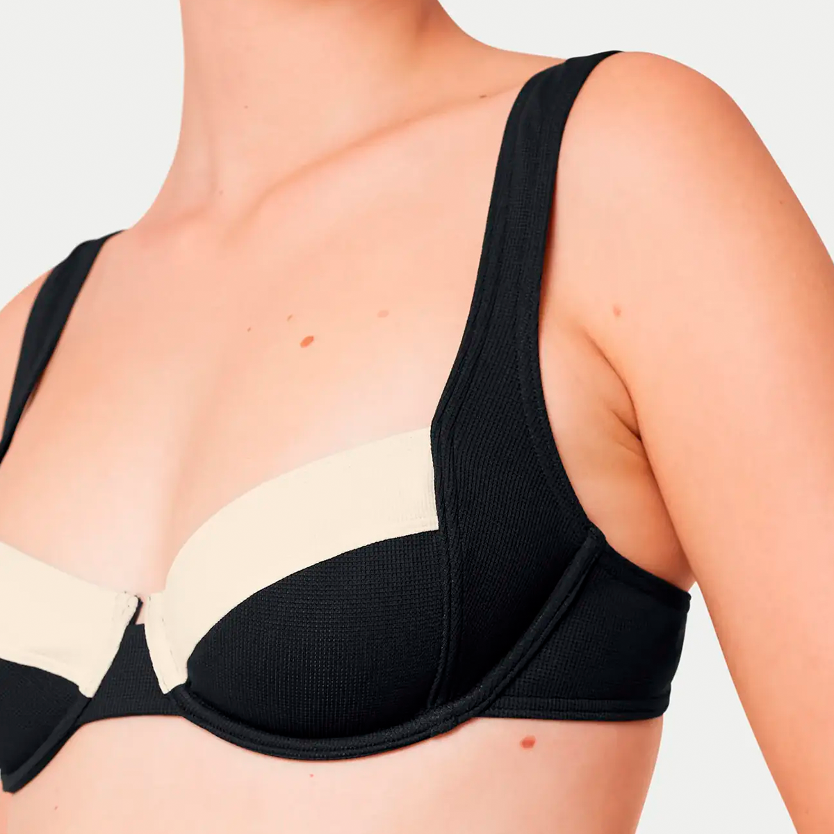 Triumph Summer Glow bikini top med bøjle, sort - 10217986 - 0004 - Black