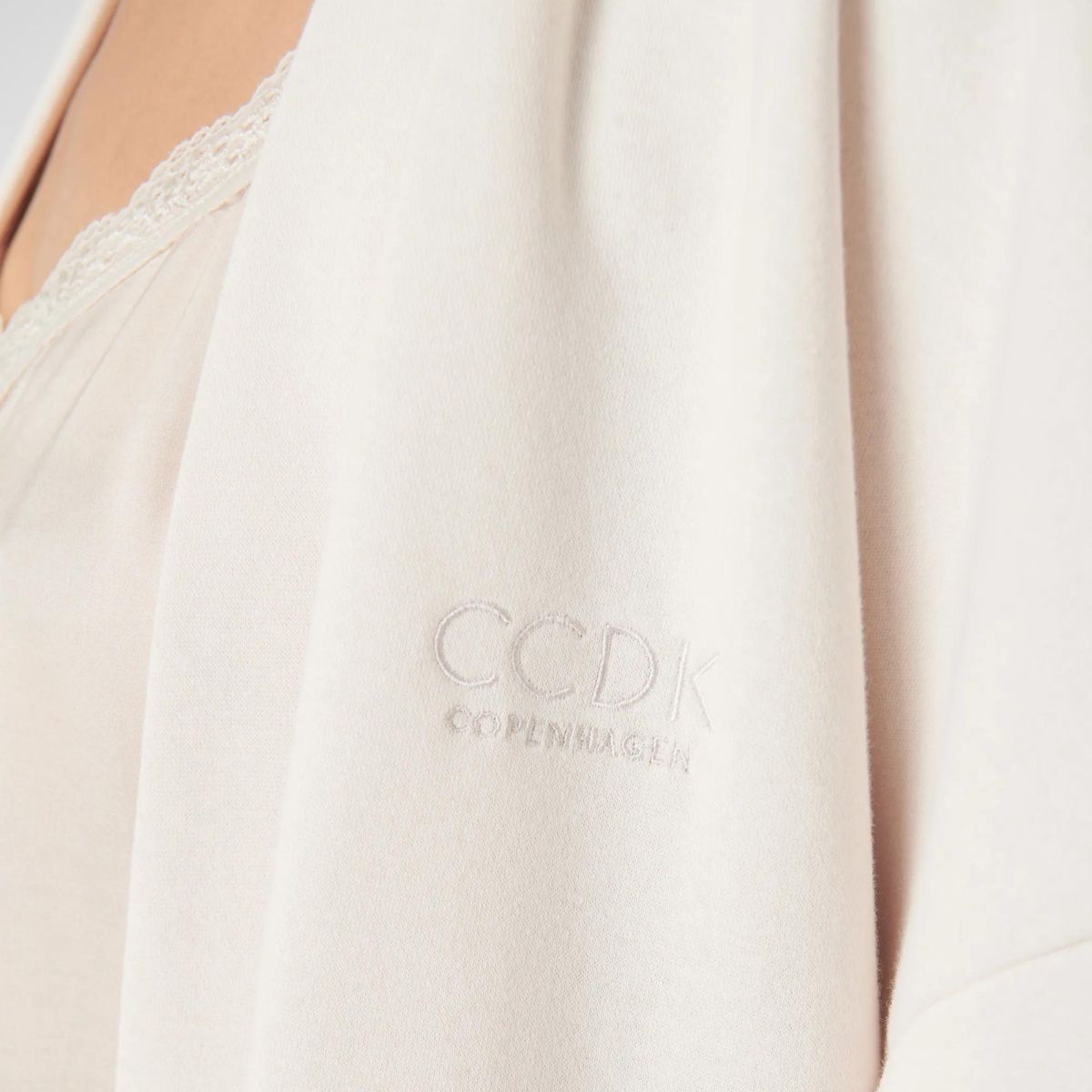 CCDK Noella - Crystal Gray - 622134-4023