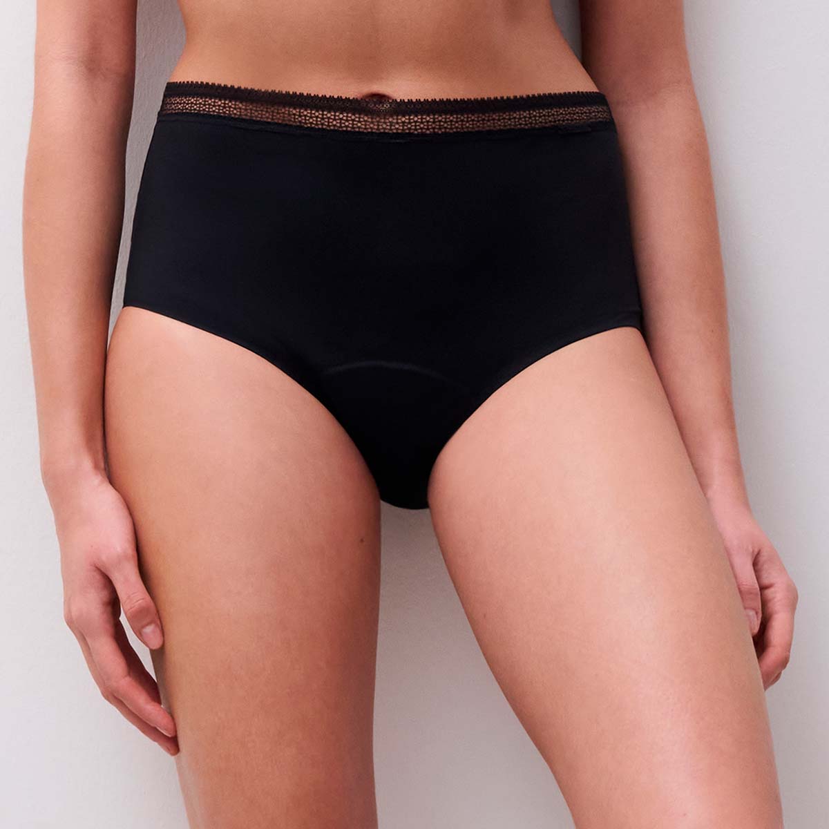 Chantelle Period Maxi trusse menstruationstrusse, sort - C16L70 - 011 - Black