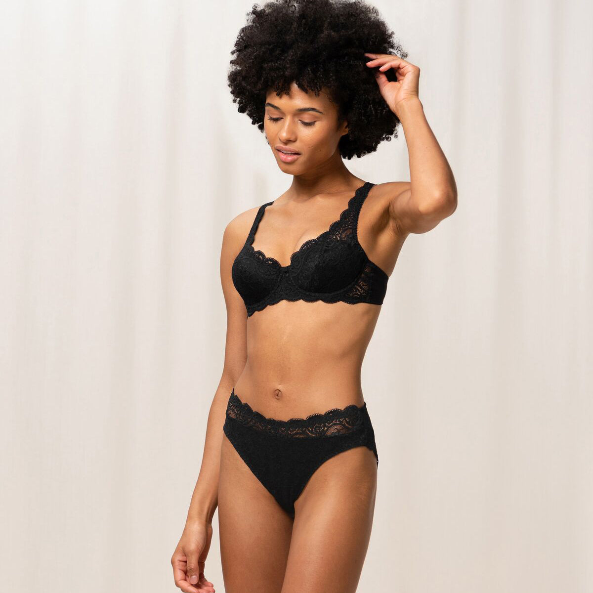 Triumph Amourette 300 WHP - Black - 10166798-0004