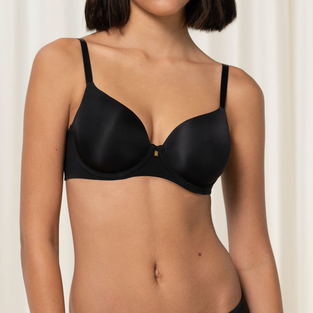 Triumph Body Make-Up Essentials WP - Black - 10190664-0004