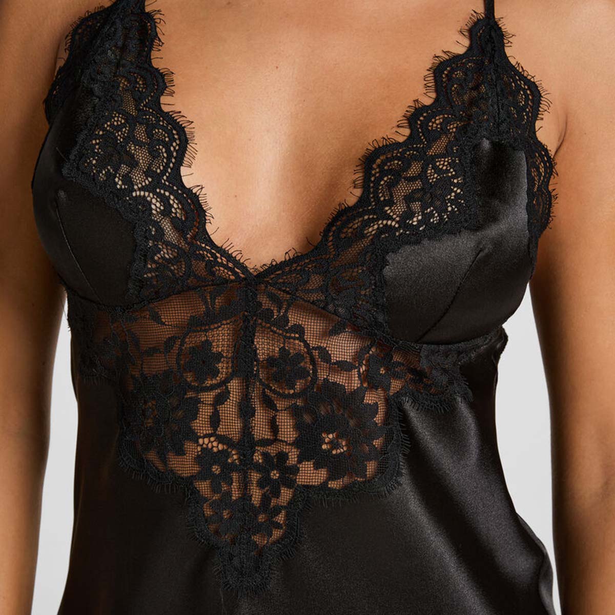 Hunkemöller Satin natkjole, sort - 205139 - Black - Black