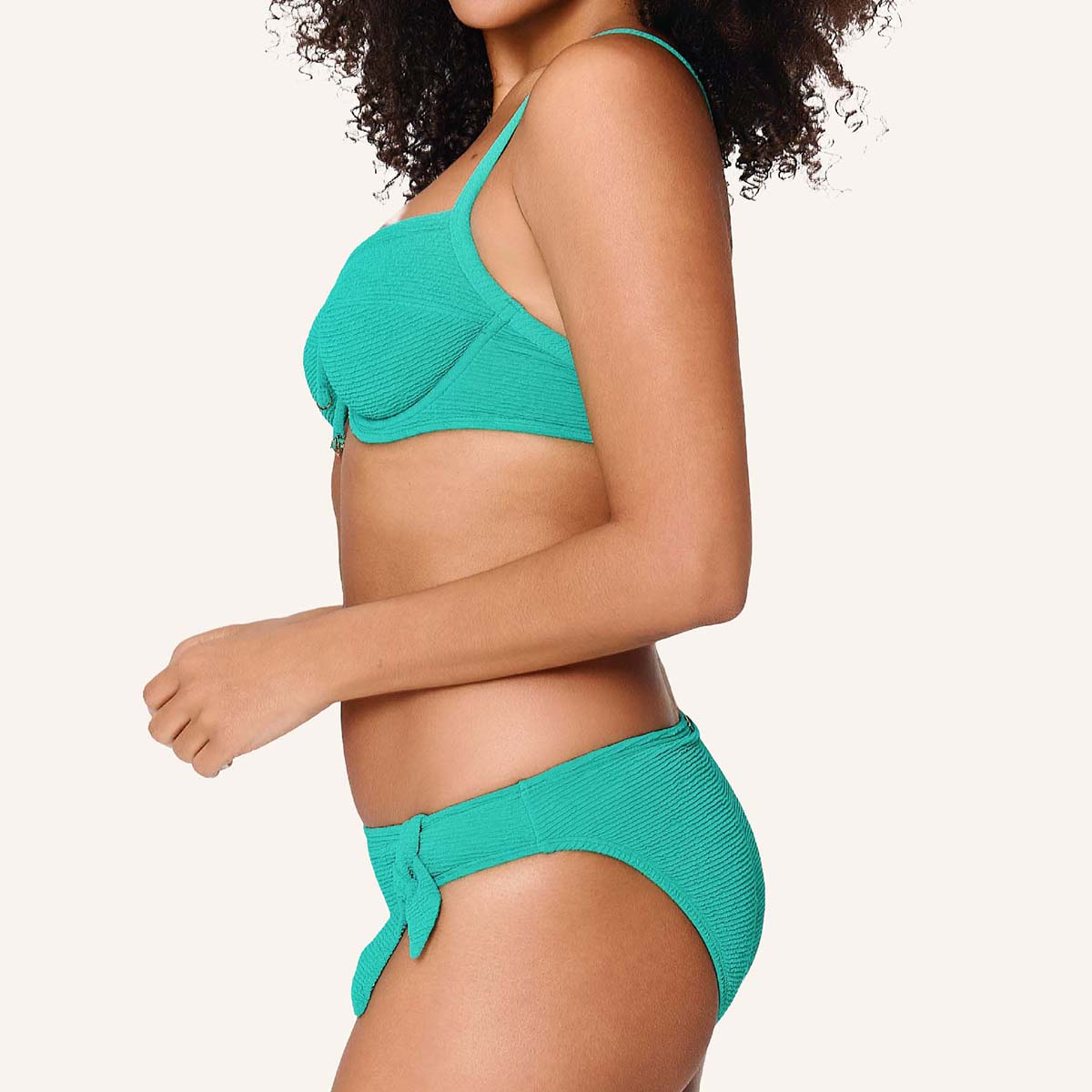 LingaDore Stand Out tai bikinitrusse, grøn - 8202B-1 - 342 - Deep Green