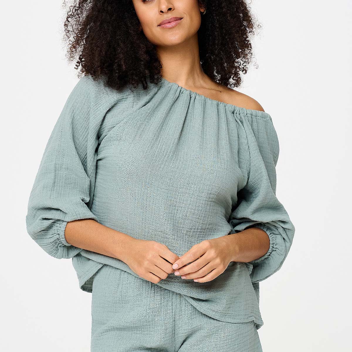 LingaDore Ibiza Vibes t-shirt- og shorts-sæt, grøn - 8223 - 364 - Eucalyptus