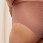 Triumph Signature Sheer - Toasted Almond - 10215936-6901